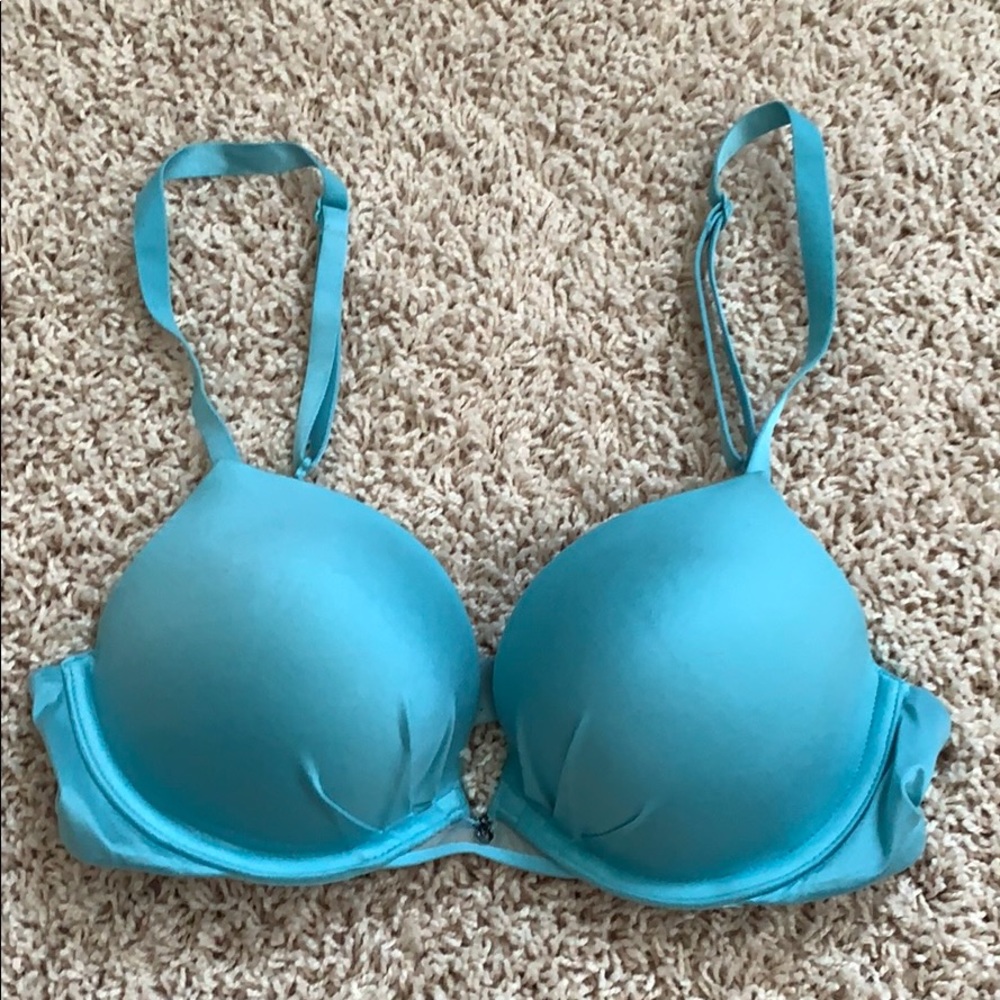 Victoria Secret Fabulous Plunge